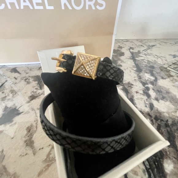 Michael Kors bracelet - Picture 2 of 8